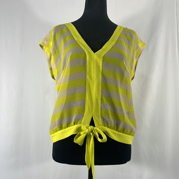 Bebe Neon Yellow & cream, V neck, tie waist band, Sheer, small - Picture 9 of 9